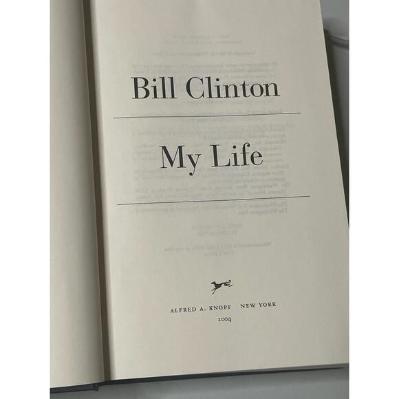 My Life the autobiography by former President Bill Clinton - Picture 2 of 7
